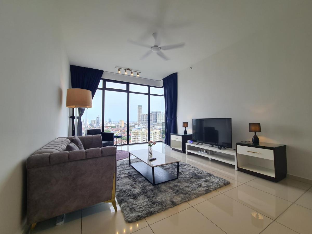 Beacon Executive Premium Suite George Town Exterior photo