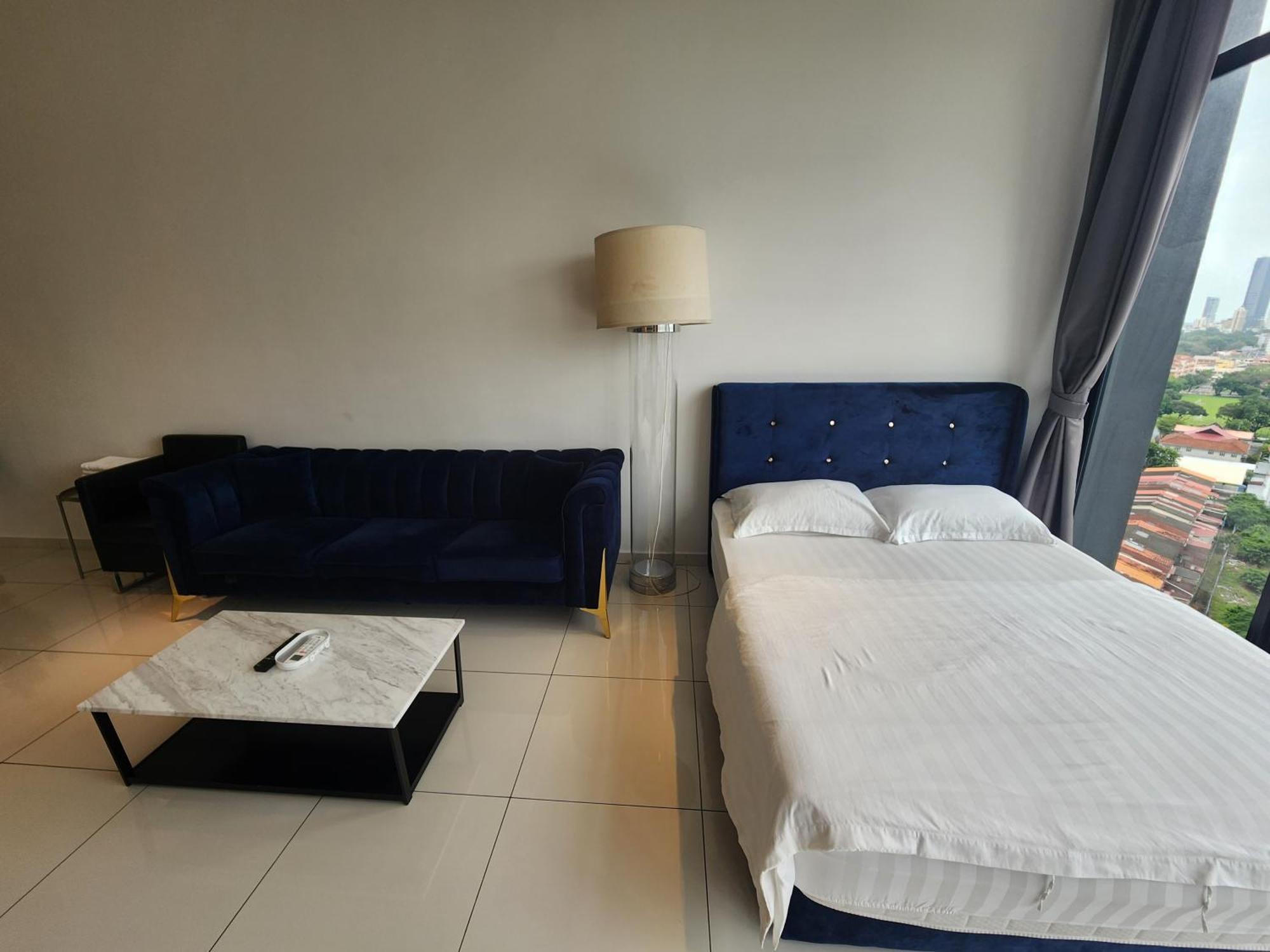 Beacon Executive Premium Suite George Town Exterior photo